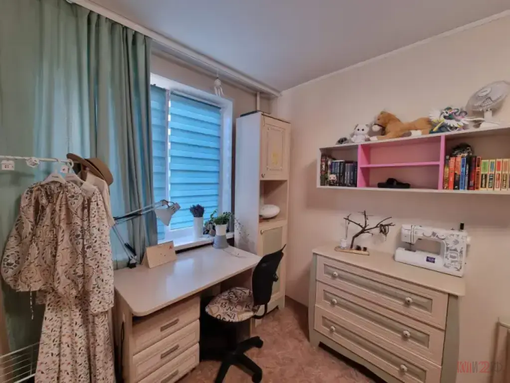 Квартира 2-к. квартира, 44 м², 3/10 эт. в Барнауле, ул.Шумакова 68