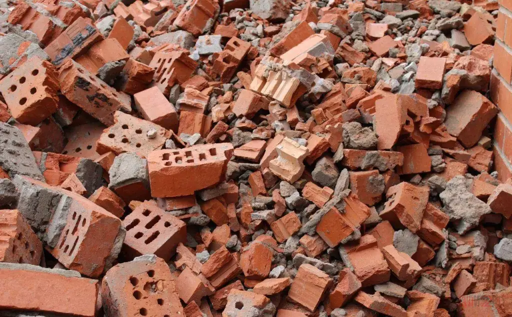 Продаю мусор строительный на отсыпку дорог.