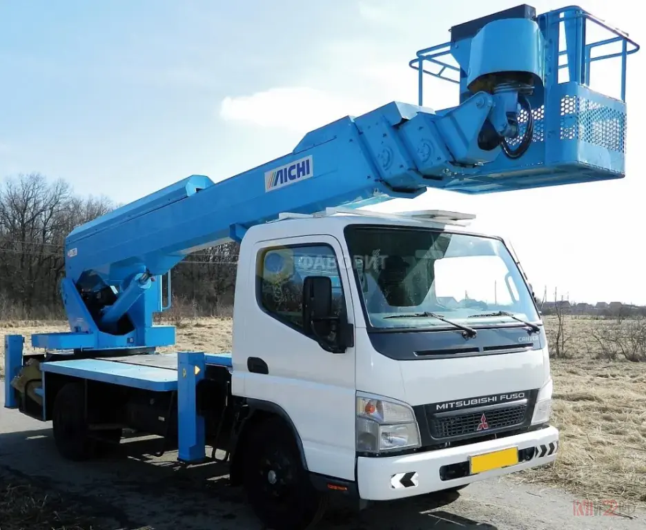 Услуги спецтехники в Новоалтайске.