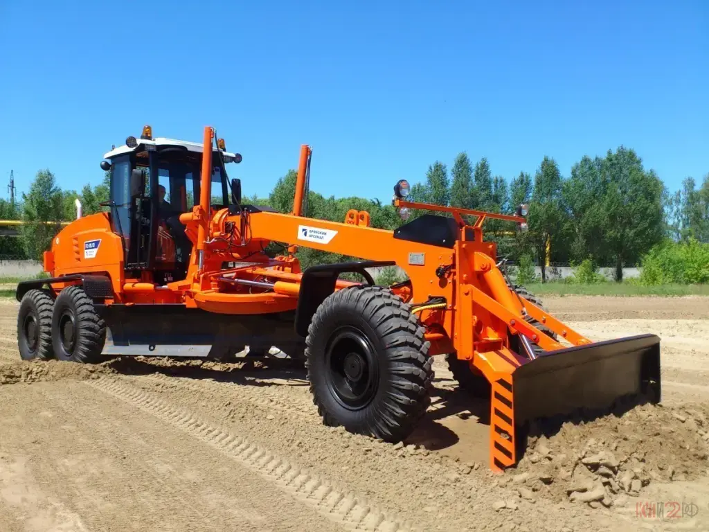 Услуги спецтехники в Барнауле.