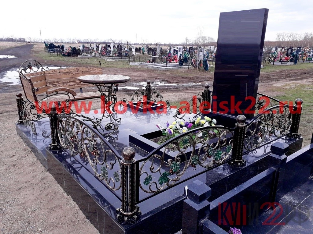 Изготовим оградки, кресты, столы, скамьи, цветники, вазы.