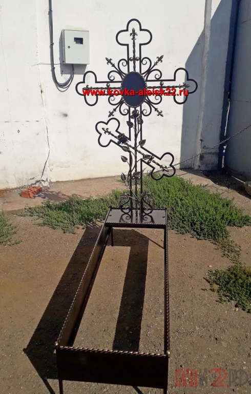 Изготовим оградки, кресты, столы, скамьи, цветники, вазы.