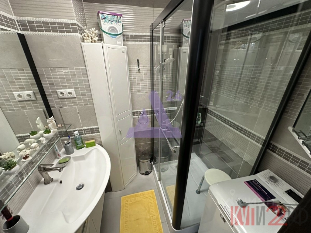 Квартира, 4 комнаты, 95 м², Агент