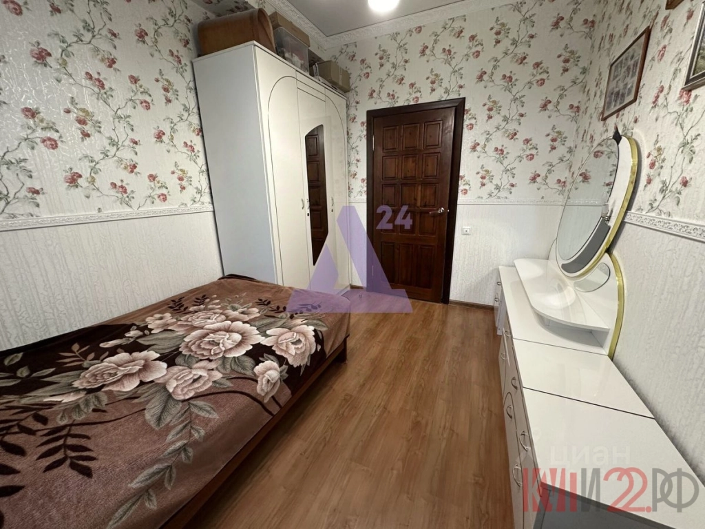 Квартира, 4 комнаты, 95 м², Агент