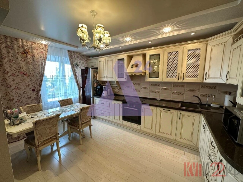 Квартира, 3 комнаты, 105 м², Агент