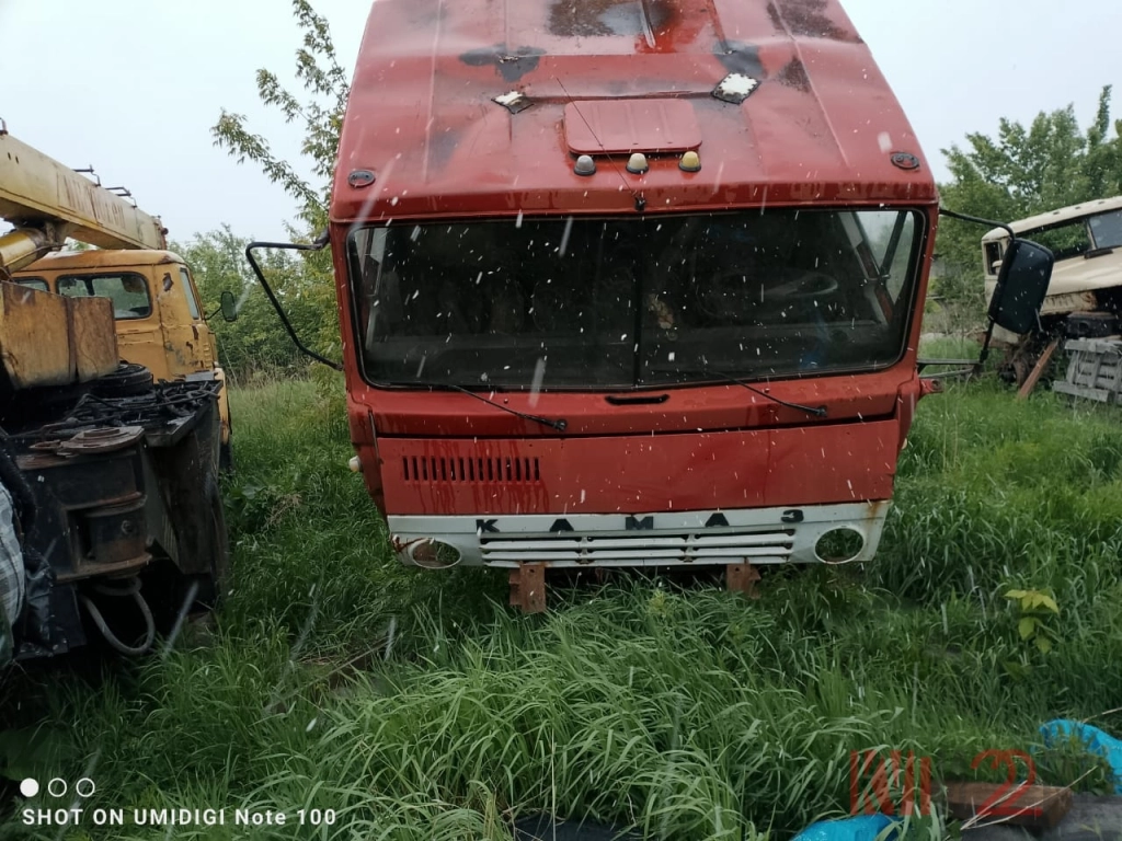 Камаз на з-части или под восстановление