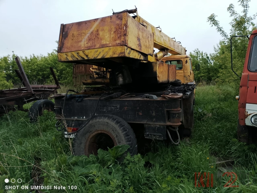 Кран на базе МАЗ, на з-части или под восстановление