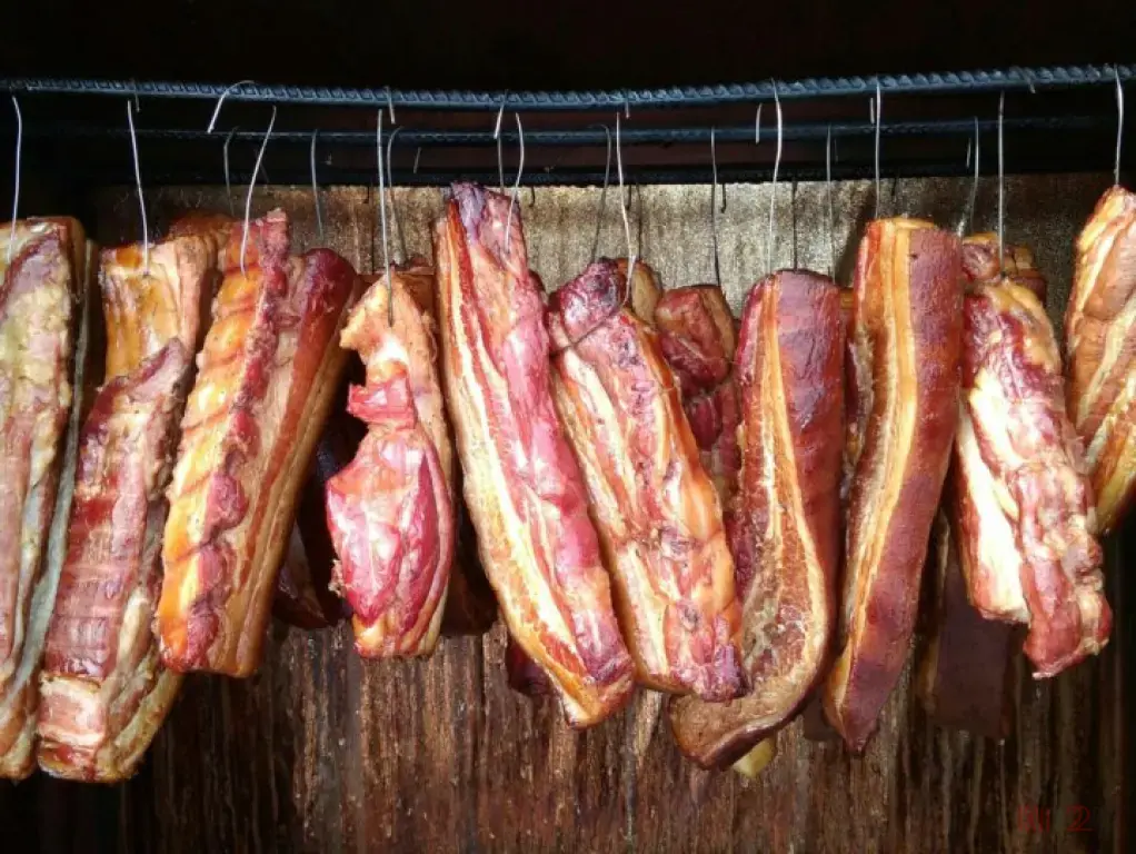 Ароматное копчение на заказ: мясо, сало, птица и деликатесы! 🥓🍗🥩