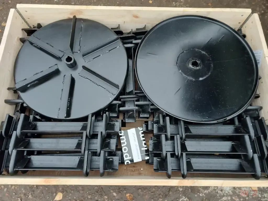 Запчасти на КДМ