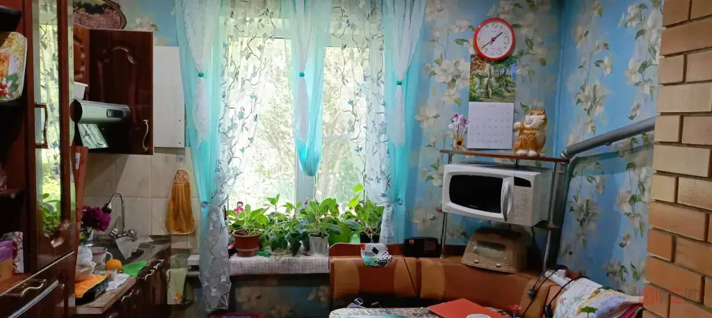 Продаю квартиру в двухквартирном кирпичном доме