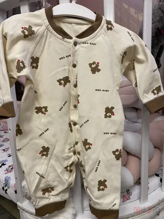 Продам детские вещи🙌🏽